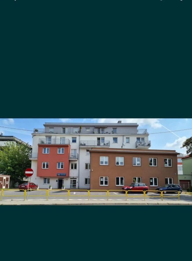 Premium Centrum 900M Targi Kielce 4 Km Екстериор снимка