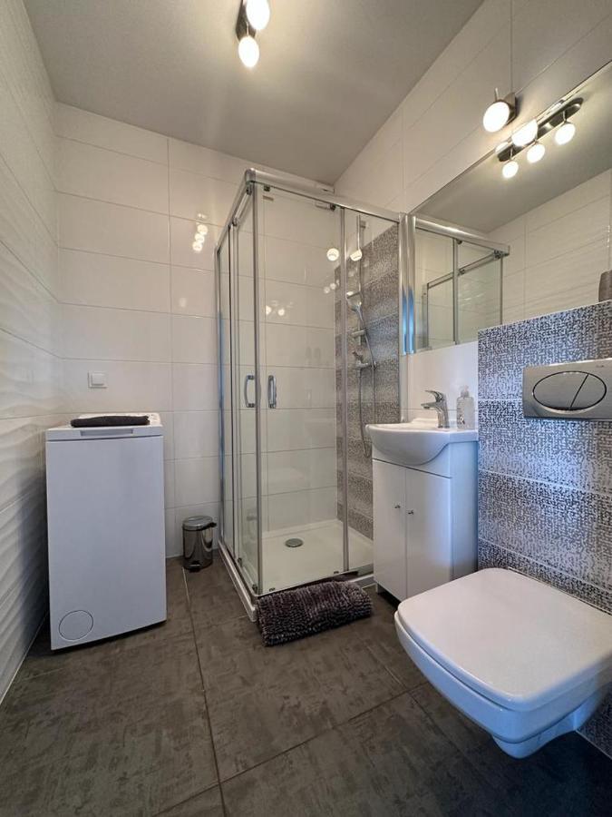 Premium Centrum 900M Targi Kielce 4 Km Екстериор снимка